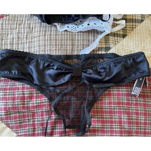 Victoria’s Secret Underwear Lot Five Pair Retail 125 NWT - Picture 10 of 15